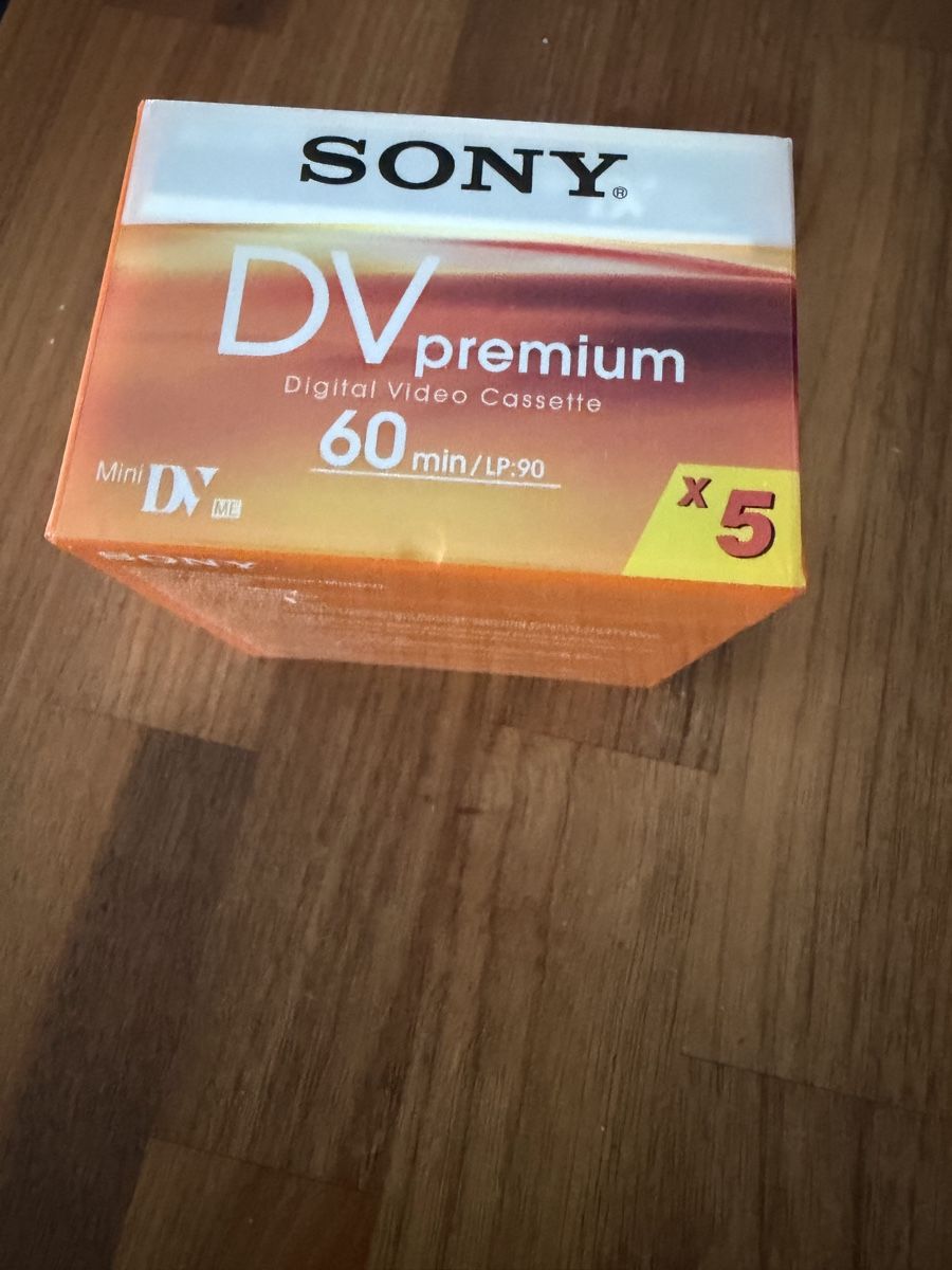 Cassette vuote: MiniDV Original verpackt 5 stück – Nuovo e nell'imballaggio originale da Bern venduto da Ad6