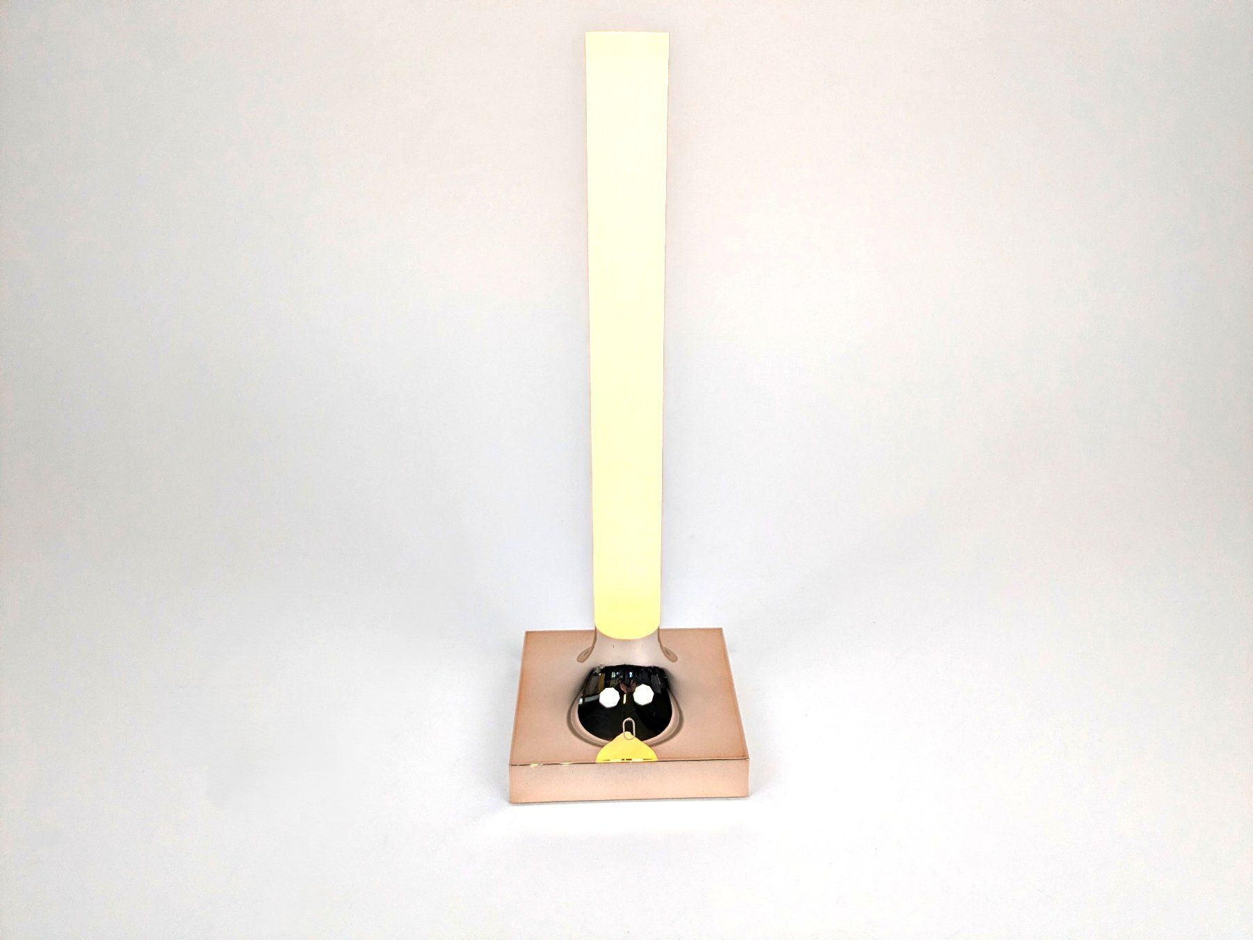 Kartell Lampade: KARTELL Goodnight Mobile LED Tischleuchte – Nuovo (secondo la descrizione) da Dintikon venduto da Restwert_Dintikon 1