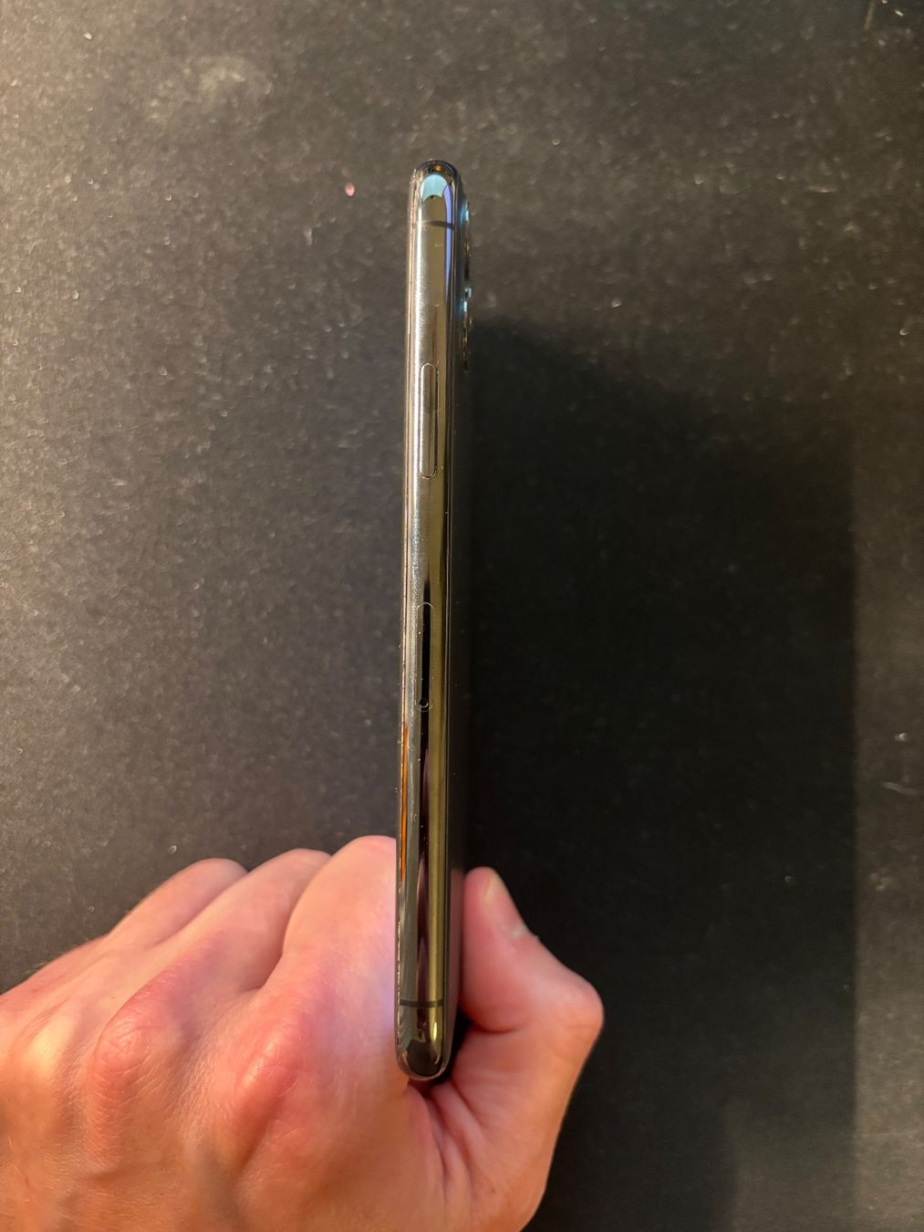Apple Portables: Apple iPhone 11 Pro 64 GB Space Grau – D'occasion à Jona par mzwei277 1