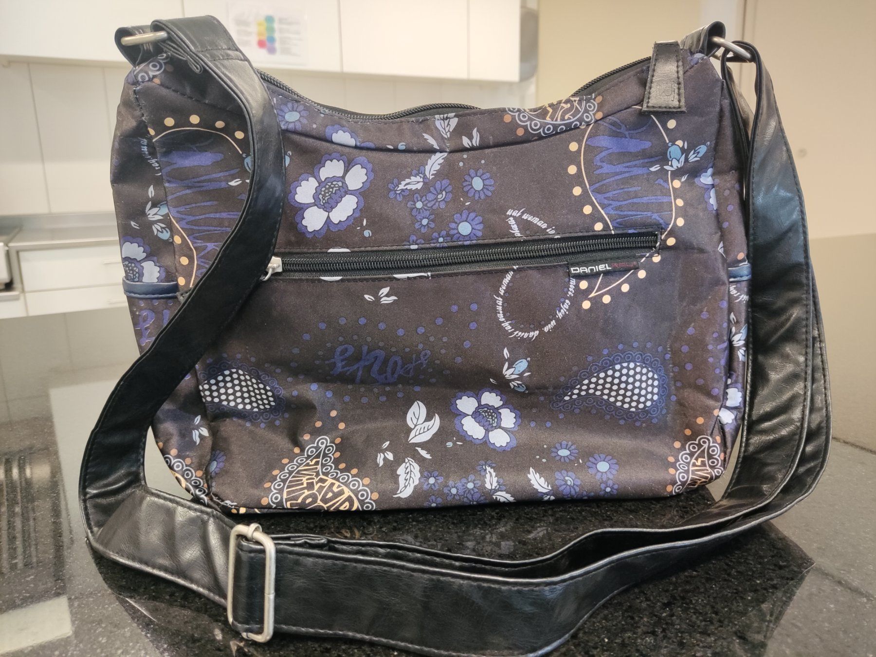 Borse da donna: Kreative Handtasche – Usato da Kriens venduto da rinzmann 1