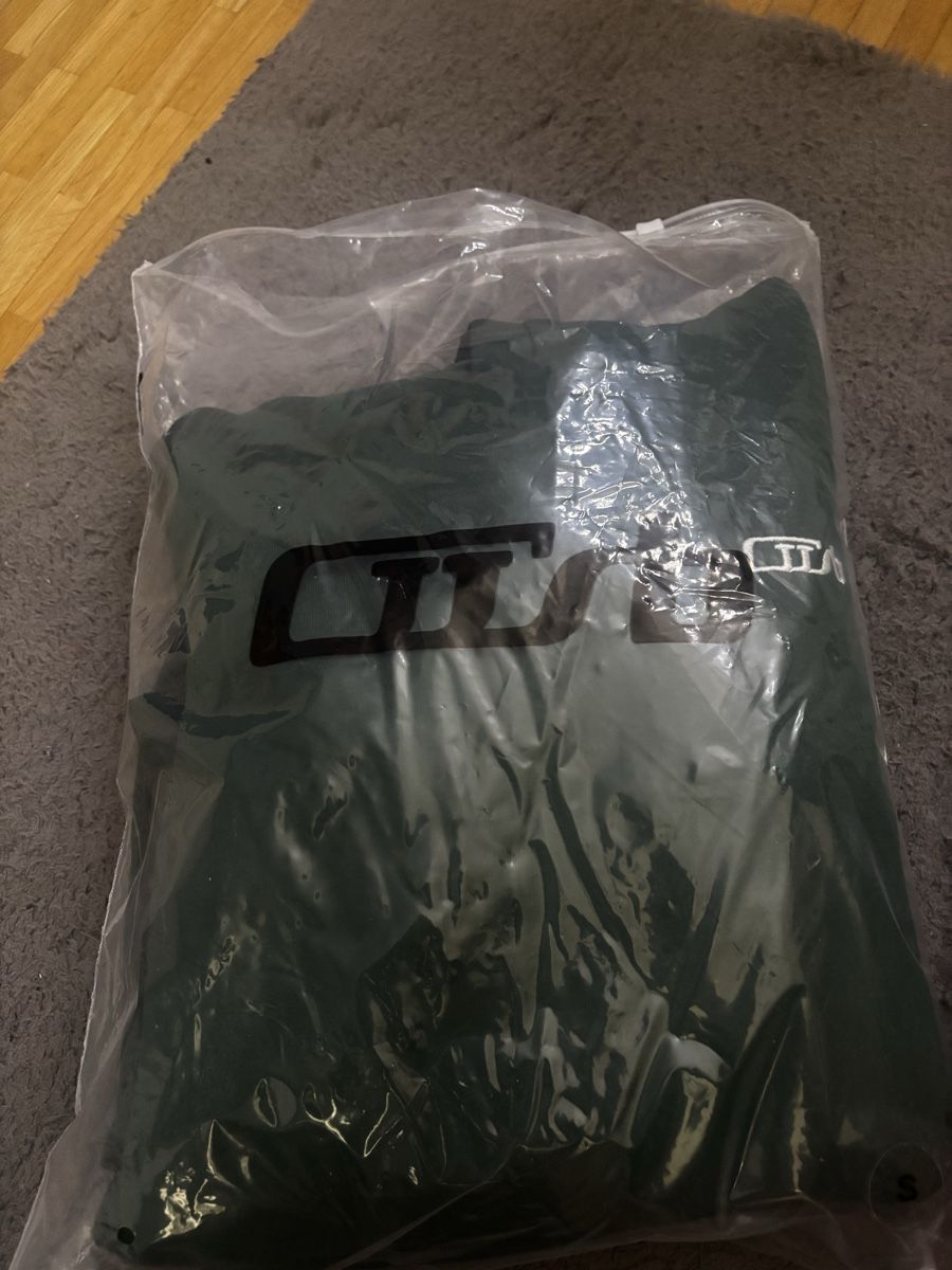 Maglioni & Felpe: Cusbclo Hoodie – Nuovo e nell'imballaggio originale da Zürich venduto da infoDSSWISS 1