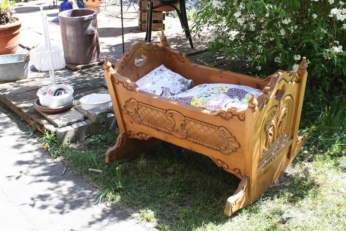 Letti: Kinderwiege  gross massiv 91x46xh62cm – Usato da zuchwil venduto da parson65 3