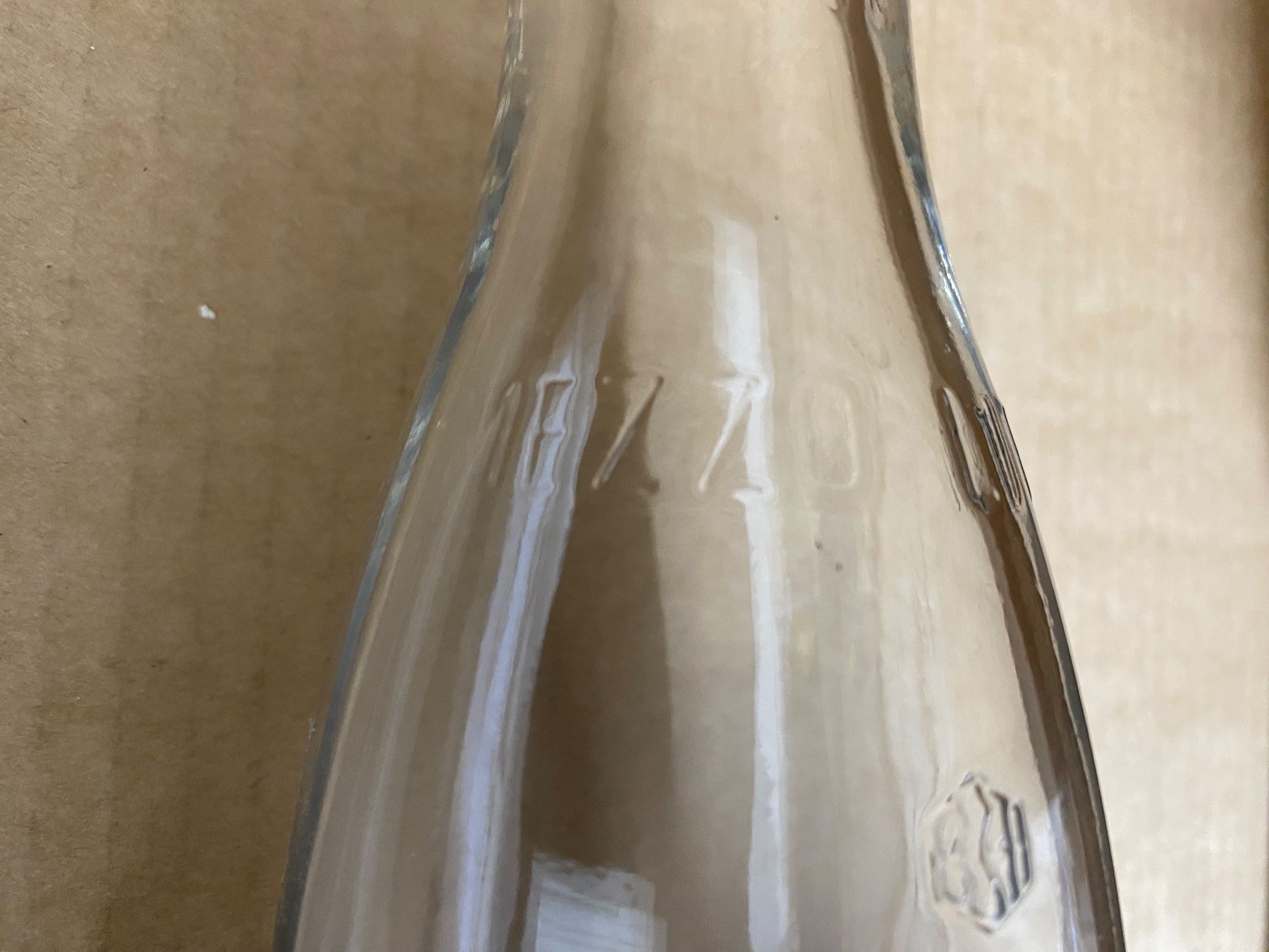 Altro in Stoviglie & Bicchieri: Glasflasche – Usato da Eschlikon TG venduto da 1.- 1