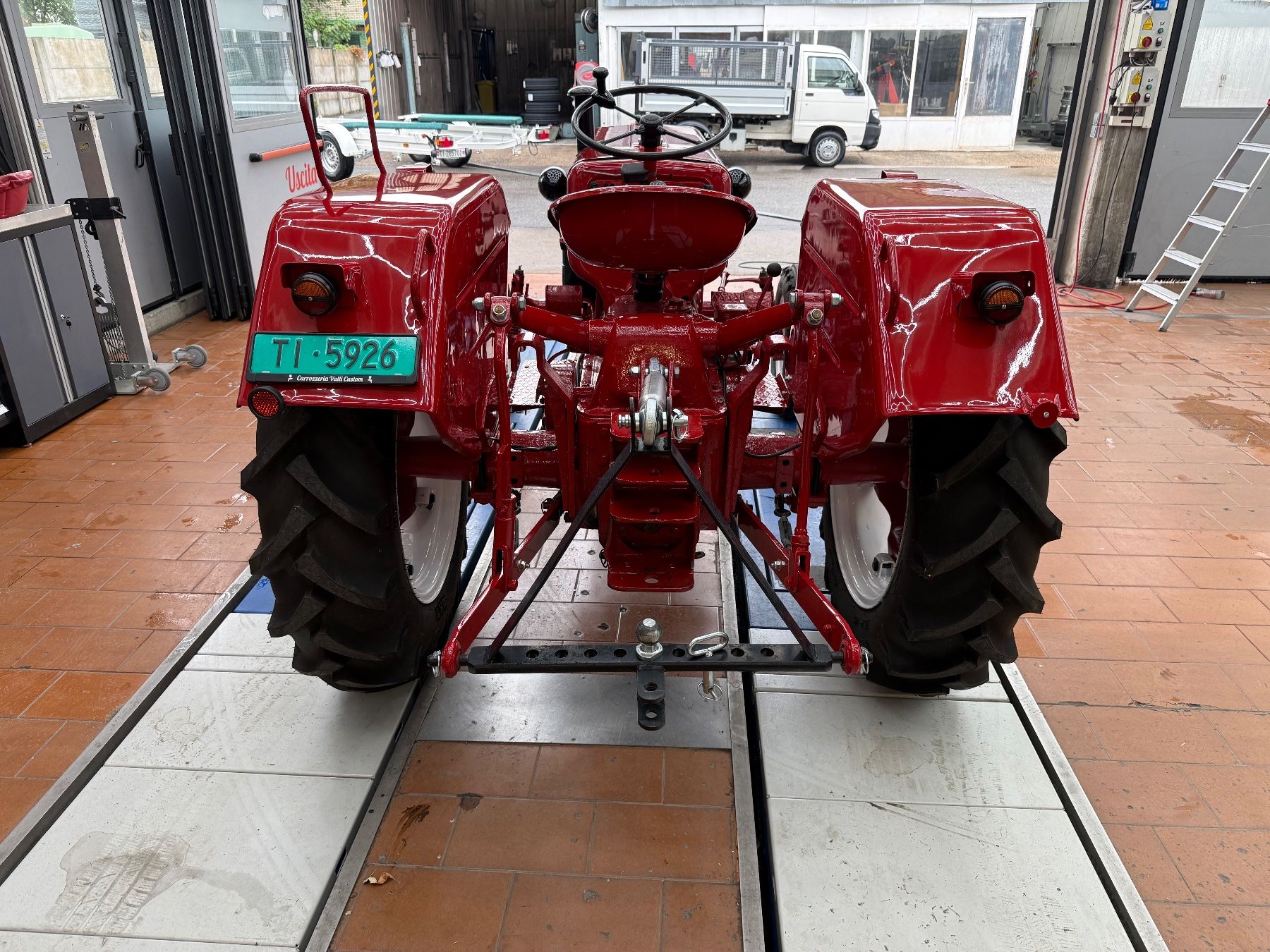 IHC Tracteurs: Trattore Farmall - McCormick D430 – D'occasion à Riva San Vitale par tft96 5