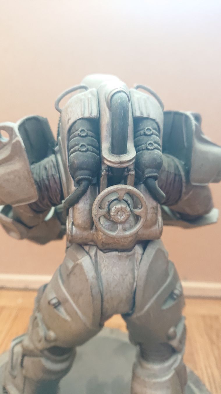 Statuette: Fallout Maximus Figur, Sammlerstück – Usato da Chur venduto da FreakofRarity 4