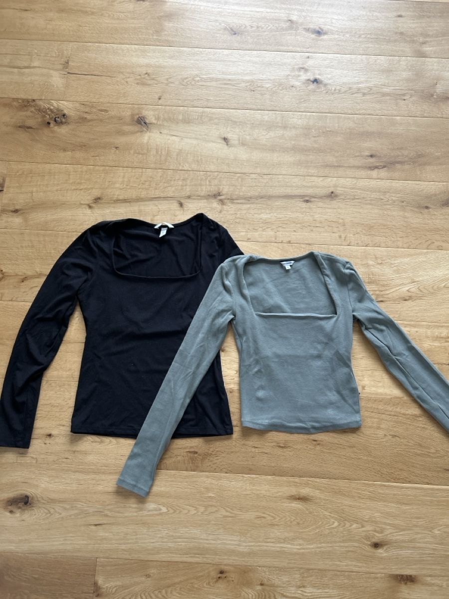 T-shirt: 2 Langarmshirts Gr. S – Usato da Basel venduto da Carla29
