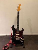 Fender Partscaster Strat – Am Pro II / Texas Special