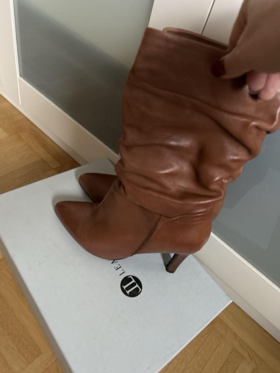 Scarpe da donna: Leder Stiefel Gr.38 – Nuovo (secondo la descrizione) da Oberdorf BL venduto da Luka02 2