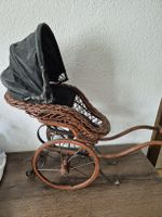 Antike Puppenwagen