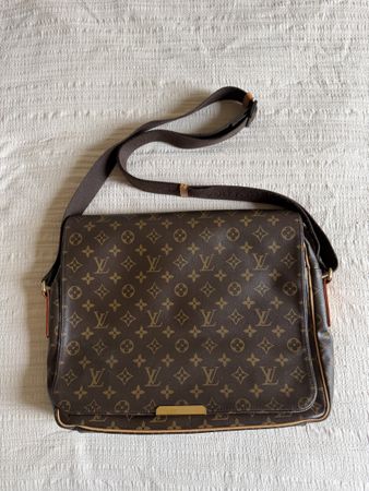 Louis Vuitton grand sac bandoulière Abbesses Messenger 