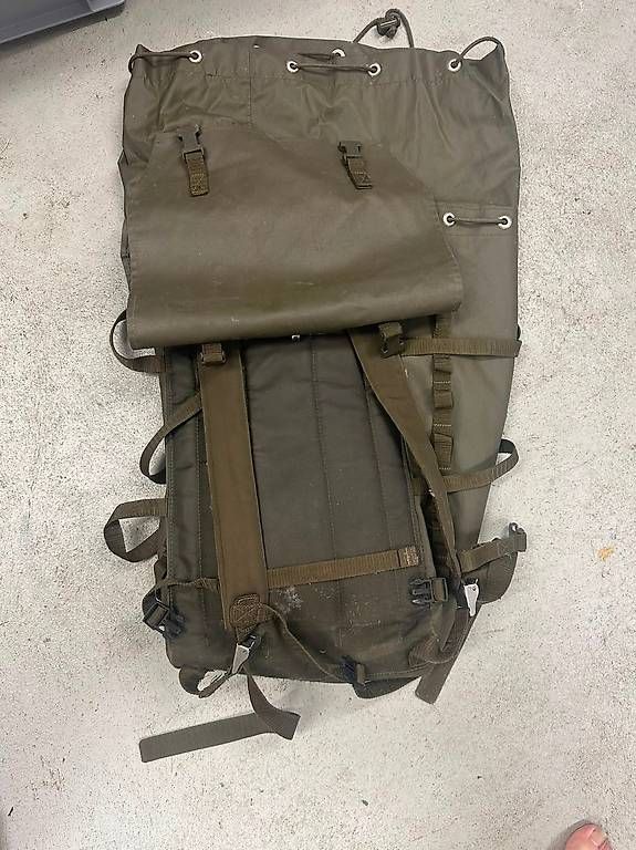 Schweizer Armee Rucksäcke: Militär Kampfrucksack – Gebraucht aus Goldach von Fox_Man 2