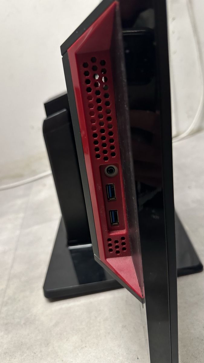 LG Ecrans: Monitor  – D'occasion à Unterägeri par elsenero 2