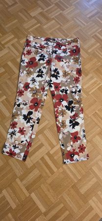 Blumige Hose CAMBIO Gr. 42 Frische Farben Frühling Sommer Gu