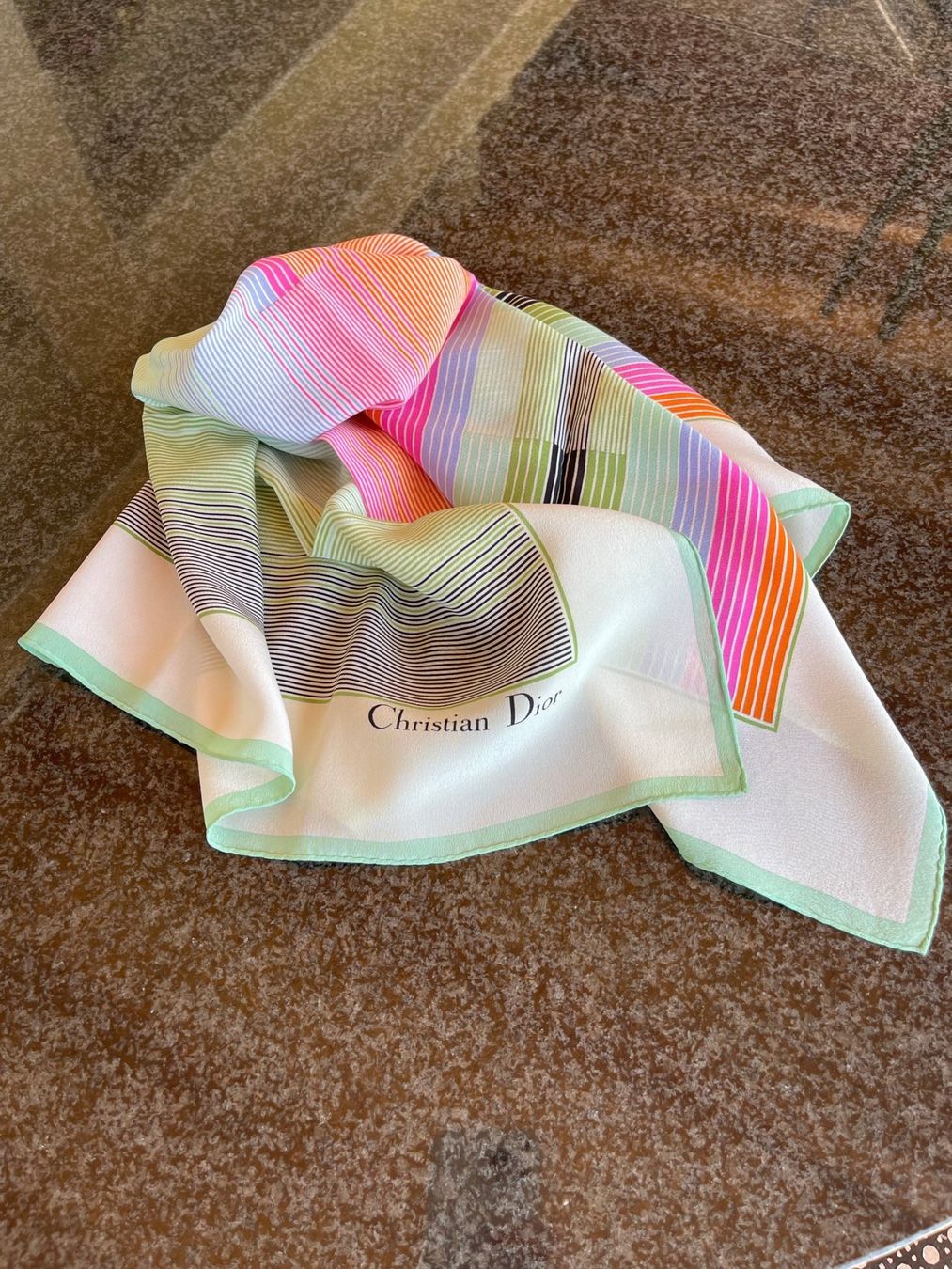 Dior Foulard & Sciarpe: Foulard Christian DIOR – Usato da La Croix (Lutry) venduto da Sporades 1