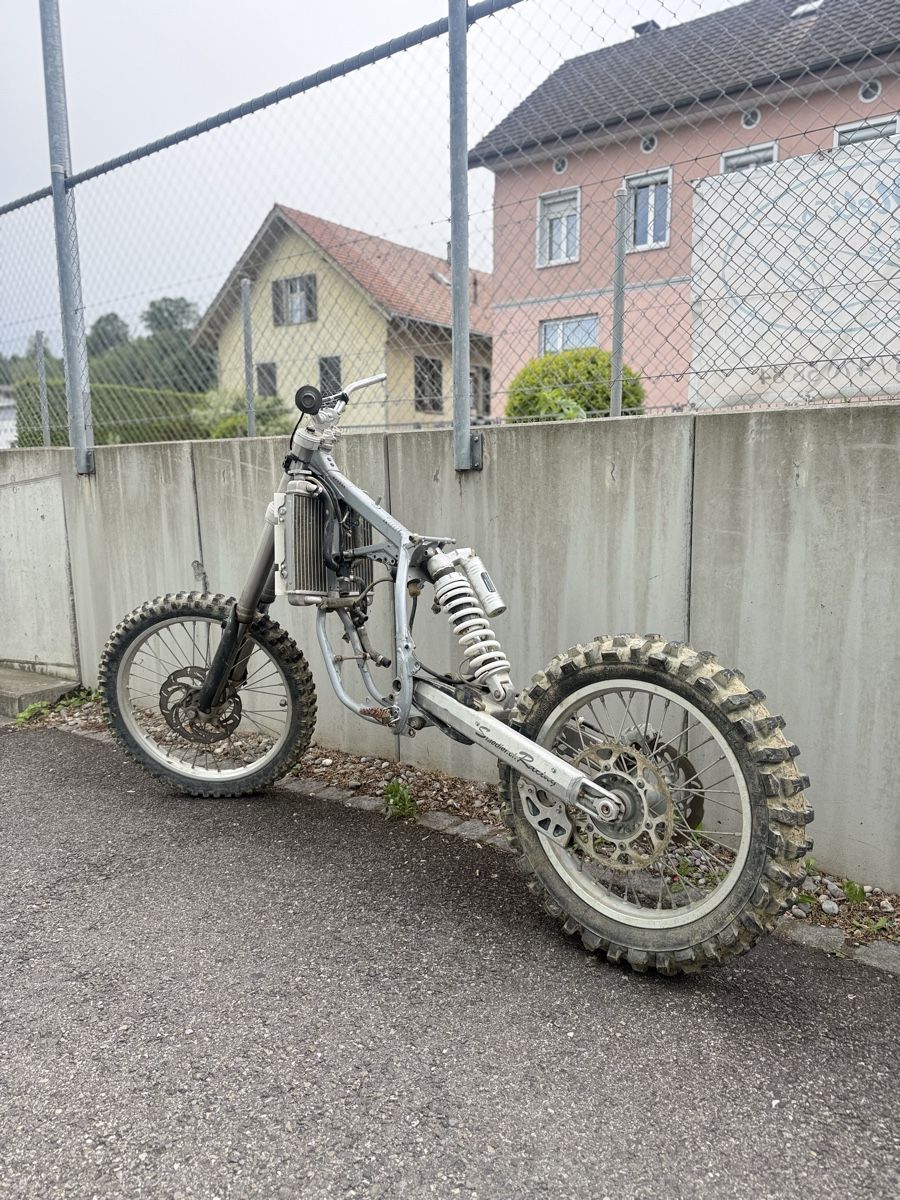 KTM Enduro: KTM Exc 125 Rahmen – Difettoso da Ermatingen venduto da T_M_B_K 3