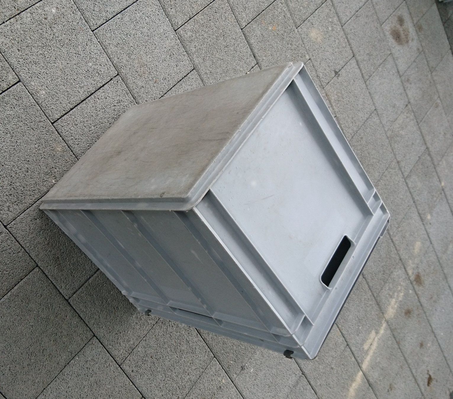Utz Contenitori & Simili: UTZ Rako Box mit Deckel – Usato da Gampelen venduto da Schmidi887 2
