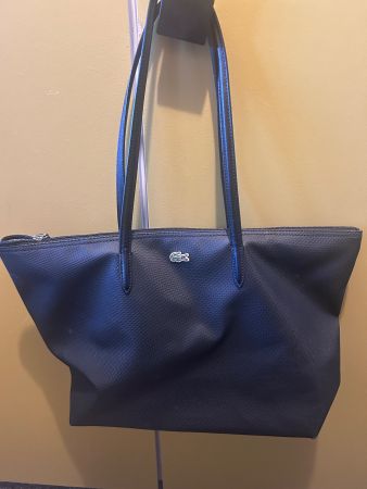 Damentasche Lacoste Shopper schwarz mit Reissverschluss