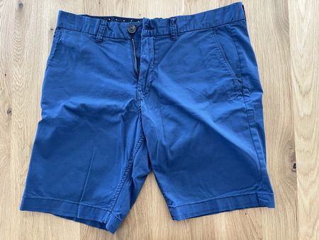 Sommer Shorts Grösse 32, Top Zustand!