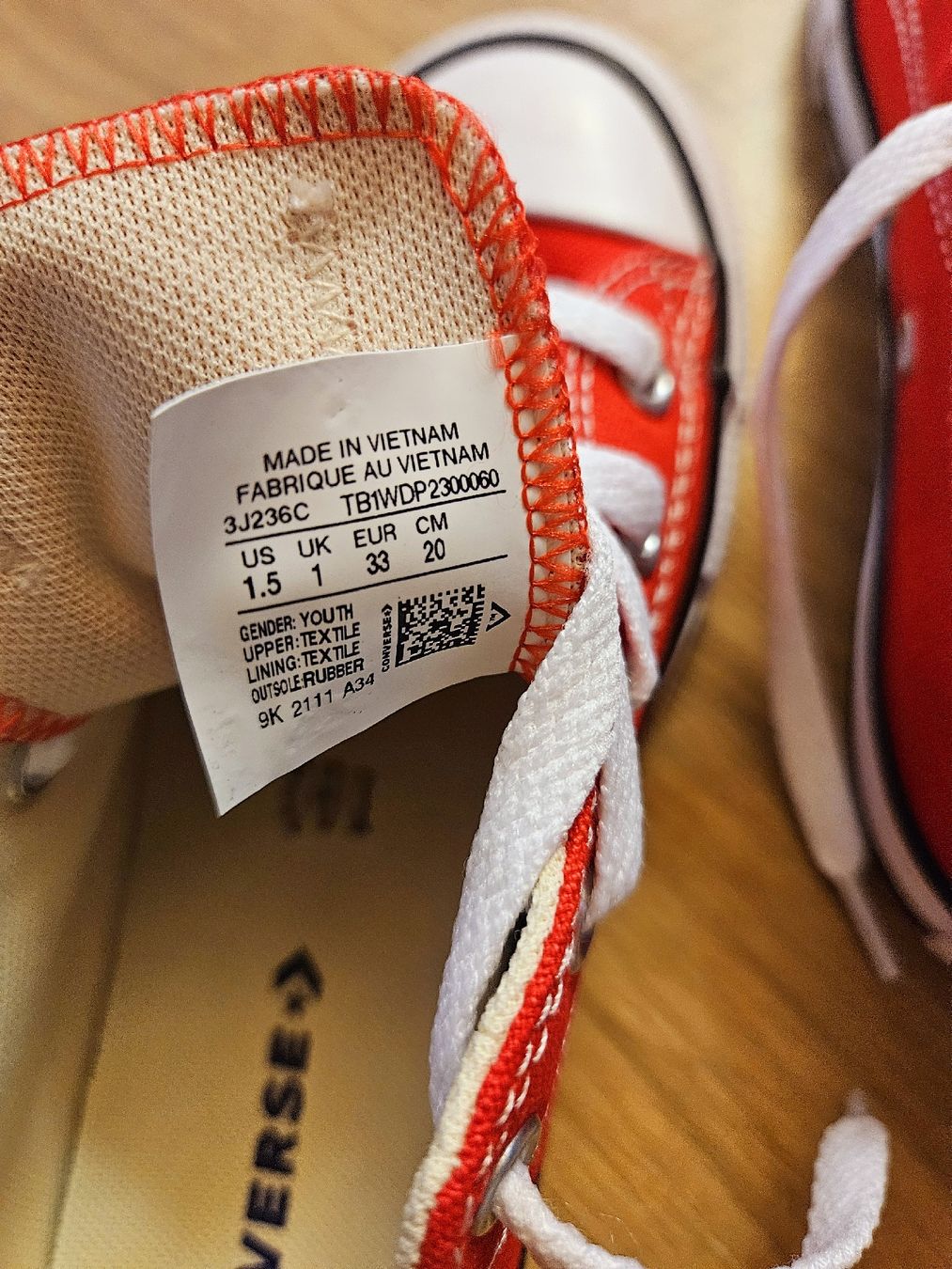 Converse Scarpe da uomo: Kinder Schuhe von Converse ALL STAR Gr. 33 – Nuovo (secondo la descrizione) da Rhäzüns venduto da inf_rcj7 2