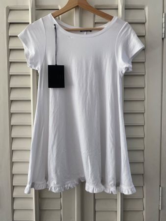 NEU: E…..DUE Shirt in Grösse XS