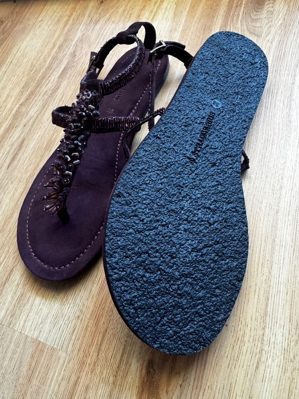 Stradivarius Scarpe da donna: 2 Paar NEUE Sandalen Gr. 38 - – Nuovo (secondo la descrizione) da Bözen venduto da Paulina89 5