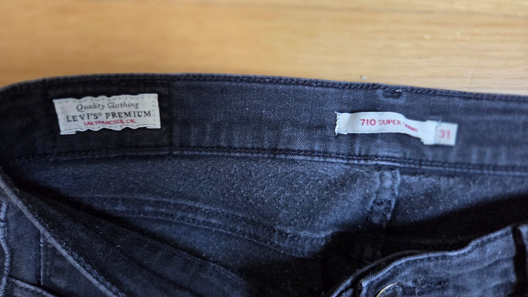 Levi's Jeans: Levi's Jeans 710, W31 L30 – Usato da Fislisbach venduto da Maieriisli25 1