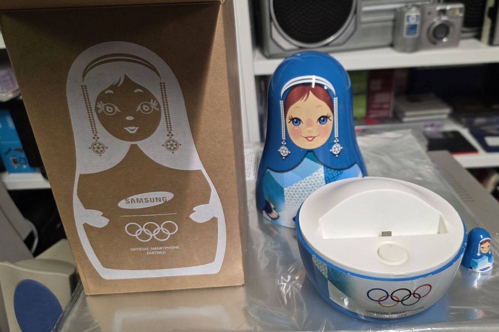 Samsung Docking station: Samsung Docking Station - Olympic Games 2014 Sochi  – Nuovo (secondo la descrizione) da Reinach BL venduto da _MasterK_ 1