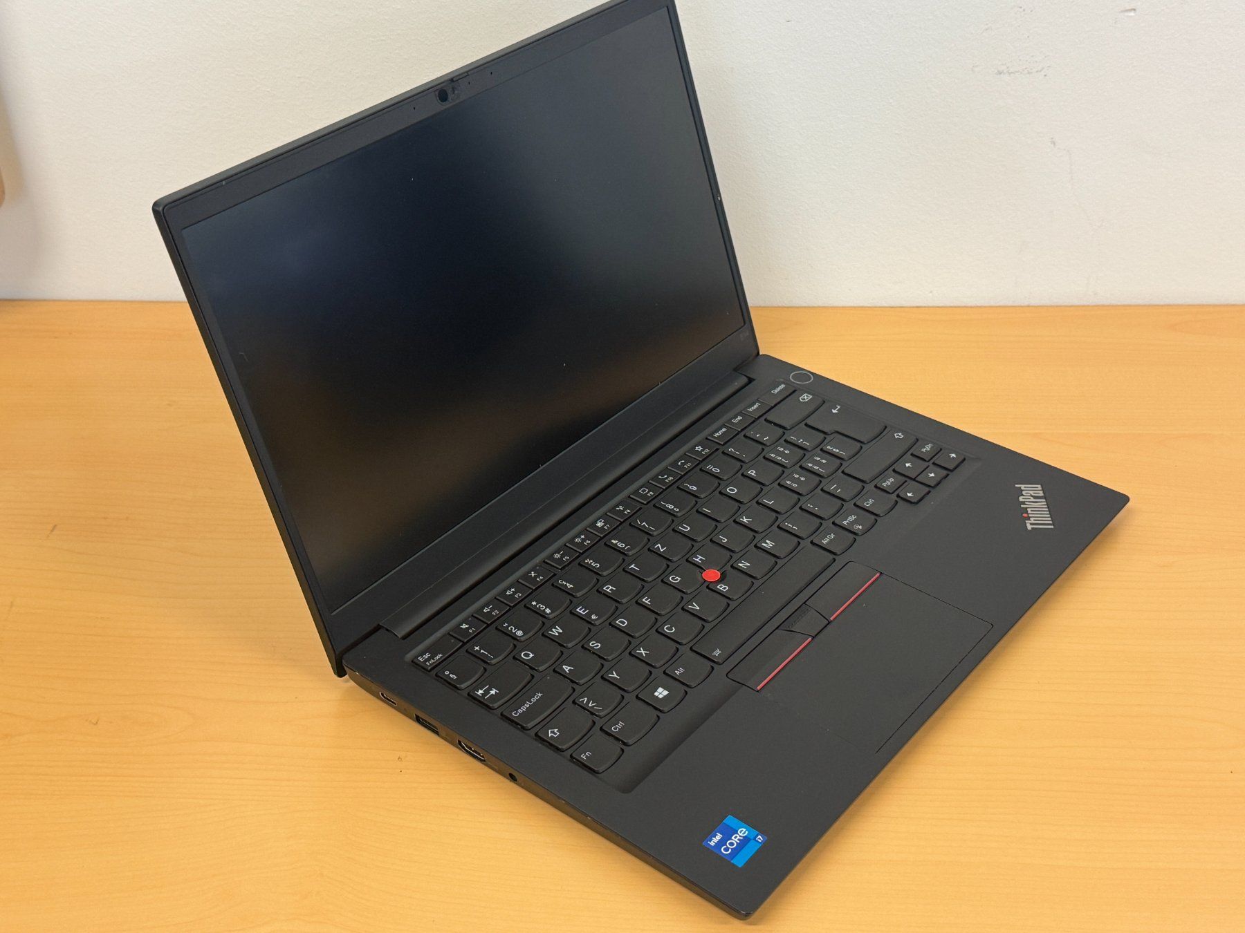 Lenovo Notebook: Lenovo ThinkPad E14 Intel Core i7 RV061 – Usato da Ebmatingen venduto da Revivetrade 1