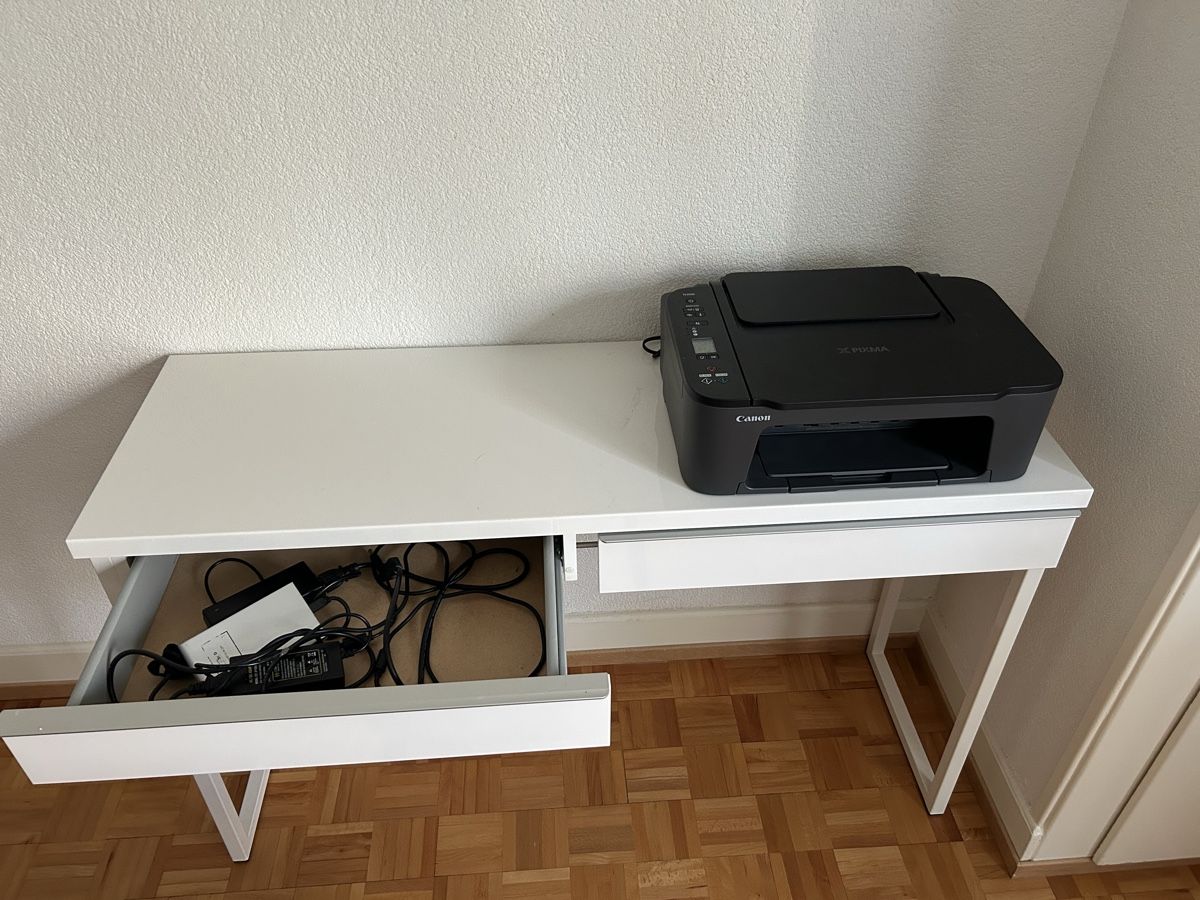 Scrivanie: Bureau blanc IKEA – Usato da Lausanne venduto da bra_f6tk 1
