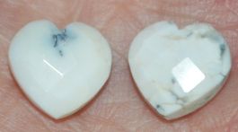 Brioletten Set L-6113 – 1 Paar Dendrit-Opal Herz ca.je 10x10