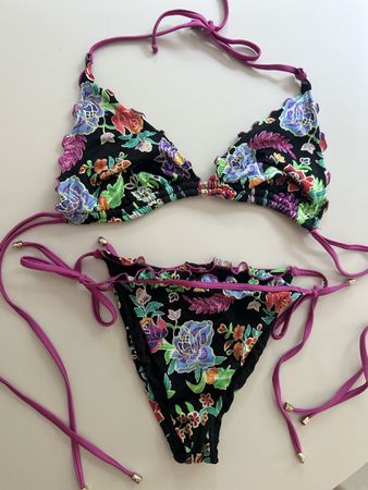 Bikini set floral print size S good condition