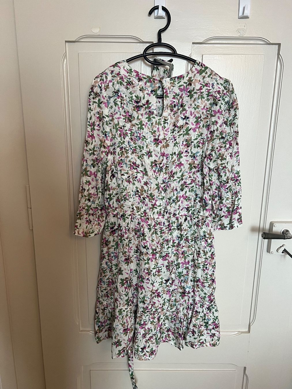 La Redoute Robes: Robe à fleurs La Redoute 40 – Neuf (Voir description) à Neuchâtel par Thesebootsaremadeforwalking 4
