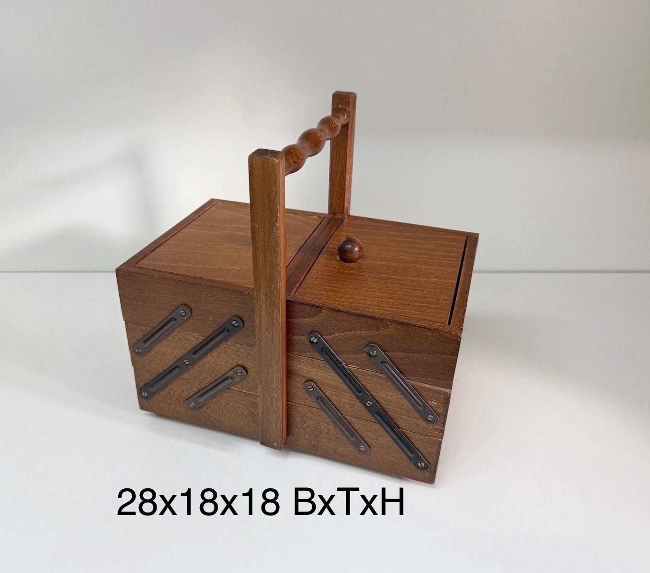 Sonstiges zum Basteln & Handarbeiten: Nähkasten Nähbox Holz – Gebraucht aus Gerlafingen von sternrose