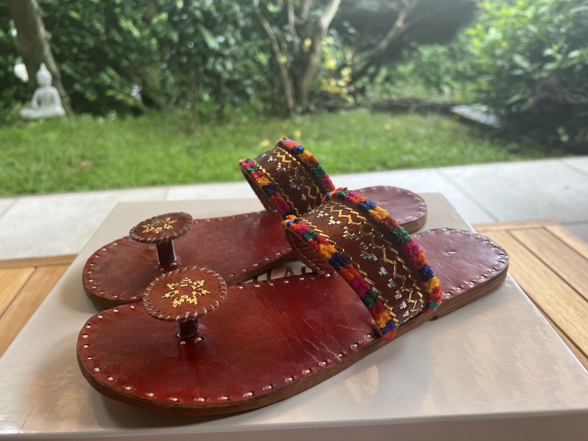 Damenschuhe: Authentic Nepalese Sandals – Gebraucht aus Ponte Capriasca von lev002s 1