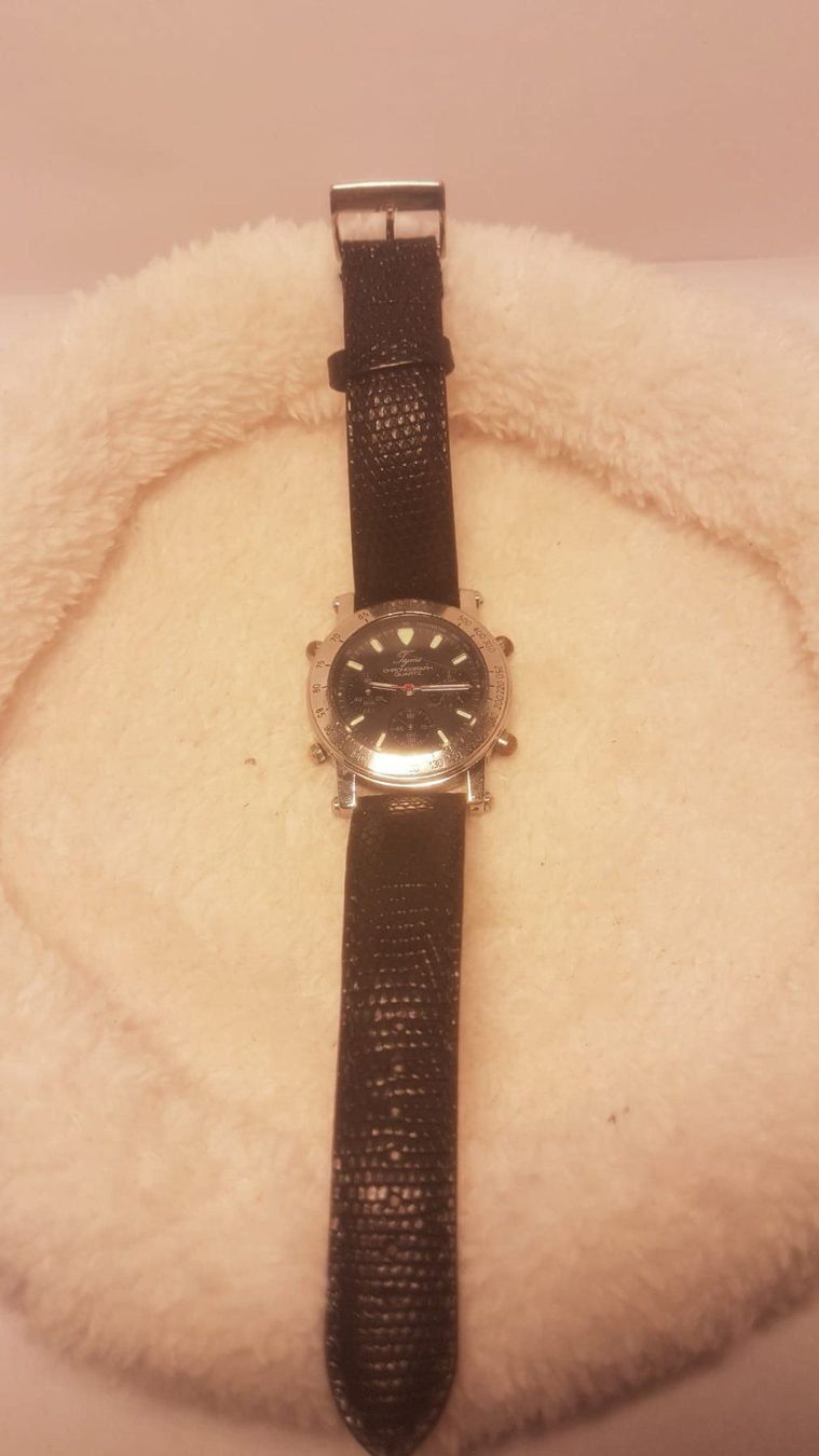 Uhren: Armbanduhr  Mit Trigalight-Technologie – Gebraucht aus Zürich von Sarameier 6