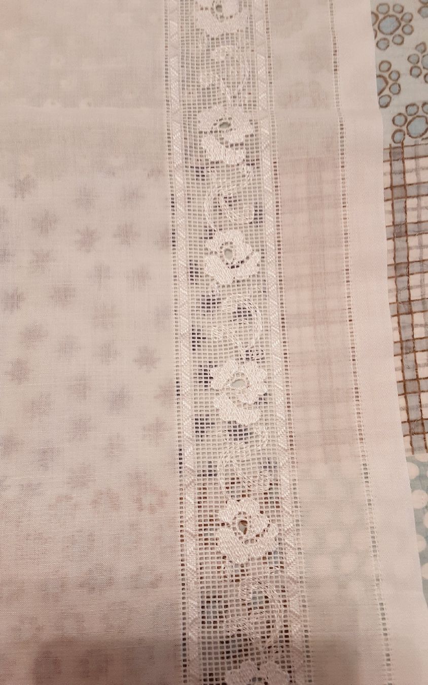 Autre linge de table: gardine oder runner – D'occasion à Ambrì par Maerz87 1