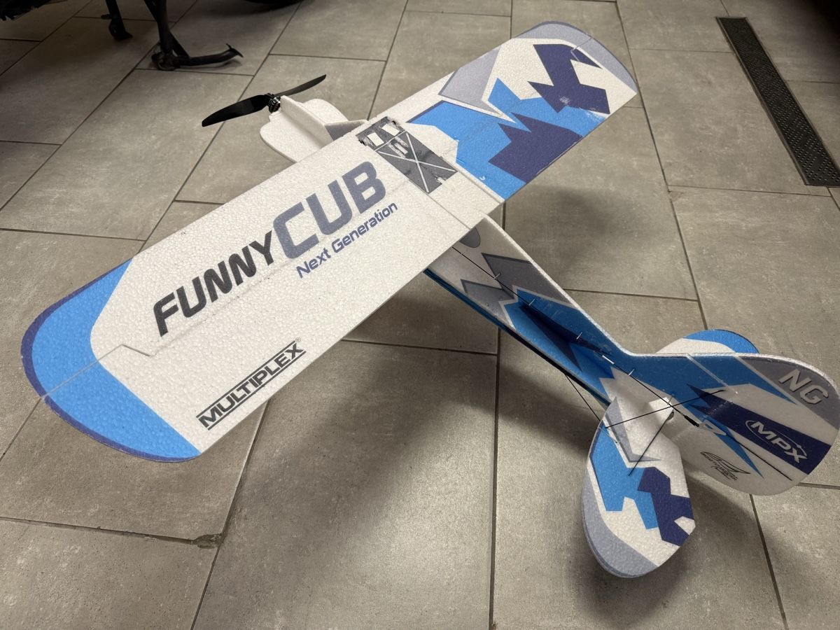 Multiplex Modellismo RC: Multiplex FunnyCub mit 5 Akkus – Usato da Kefikon ZH venduto da Fussfinger 2