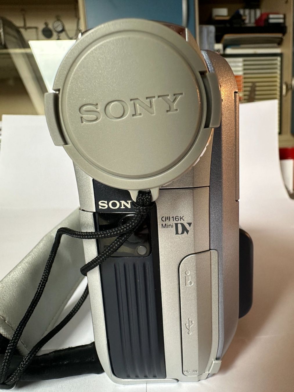 Sony Camcorder: Filmkamera Sony DCR - PC105 E PAL – Gebraucht aus Laupen ZH von Mcafi02 4