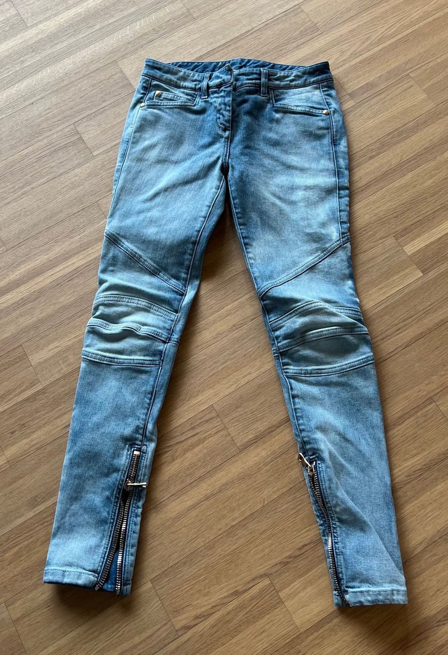 Balmain Jeans: Balmani Jeans – Nuovo (secondo la descrizione) da Zollikon venduto da Chica13.11.