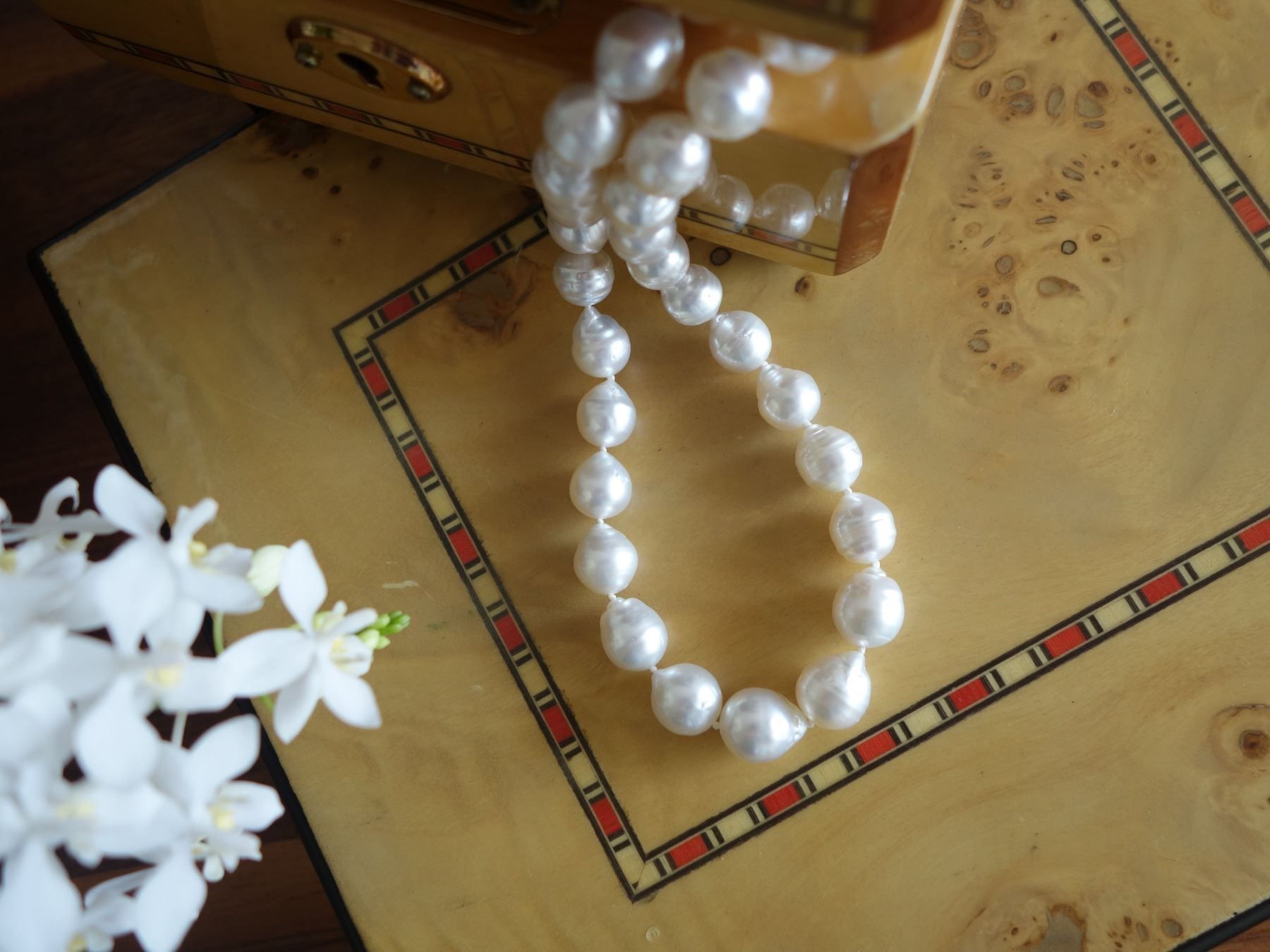 Catenine: Südseeperlencollier,barocke Form,10-12mm – Nuovo e nell'imballaggio originale da Rümlang venduto da 21f 3