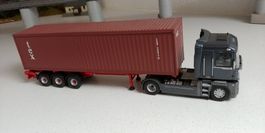 Limited Edition Renault LKW  0022/2000 1:50