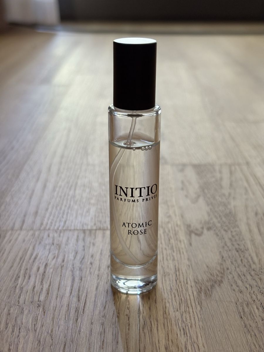 Initio Parfum & Eau de Toilette: Initio Parfums Prives Atomic Rose Eau de Parfum 10ml – Gebraucht aus Zürich von Thetimtam