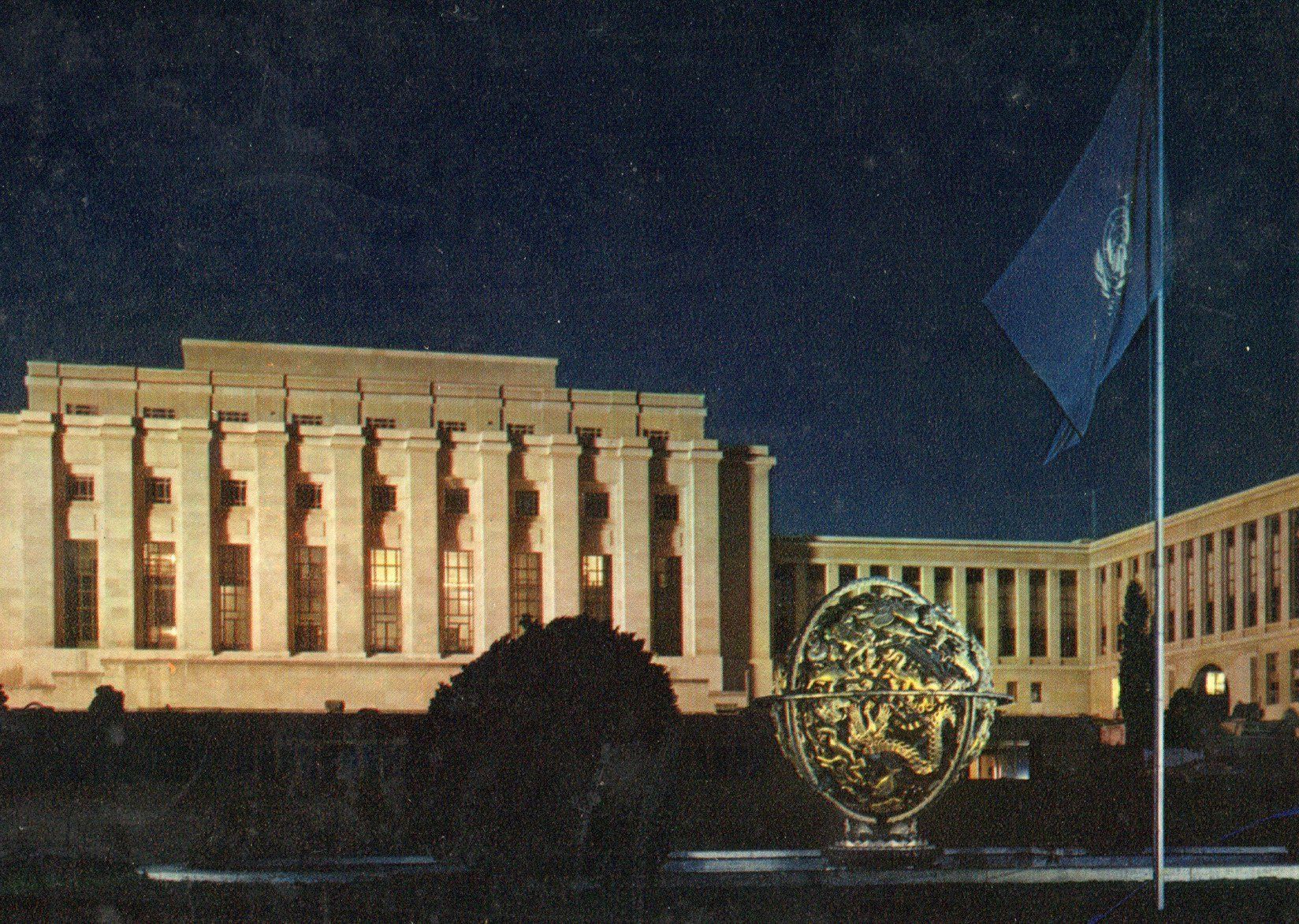 Cartoline postali: Genève - Palais des Nations – Usato da Melano venduto da pisonsdro