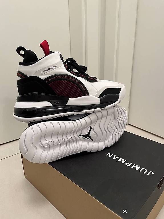 Scarpe da uomo: Nike Air Jordan Aerospace 720 – Usato da Perly venduto da Evan78 1