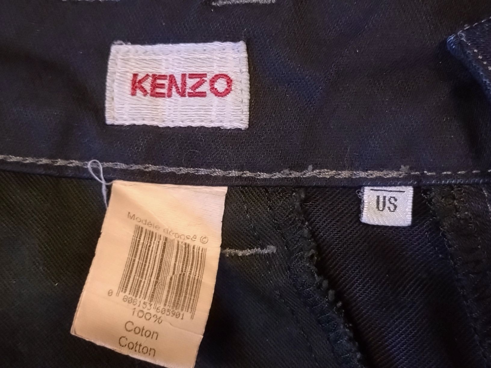 Kenzo Jeans: Kenzo Jeans, Taille US 34-32, Slim Fit – D'occasion à Farvagny-le-Grand par LaCaverne 4