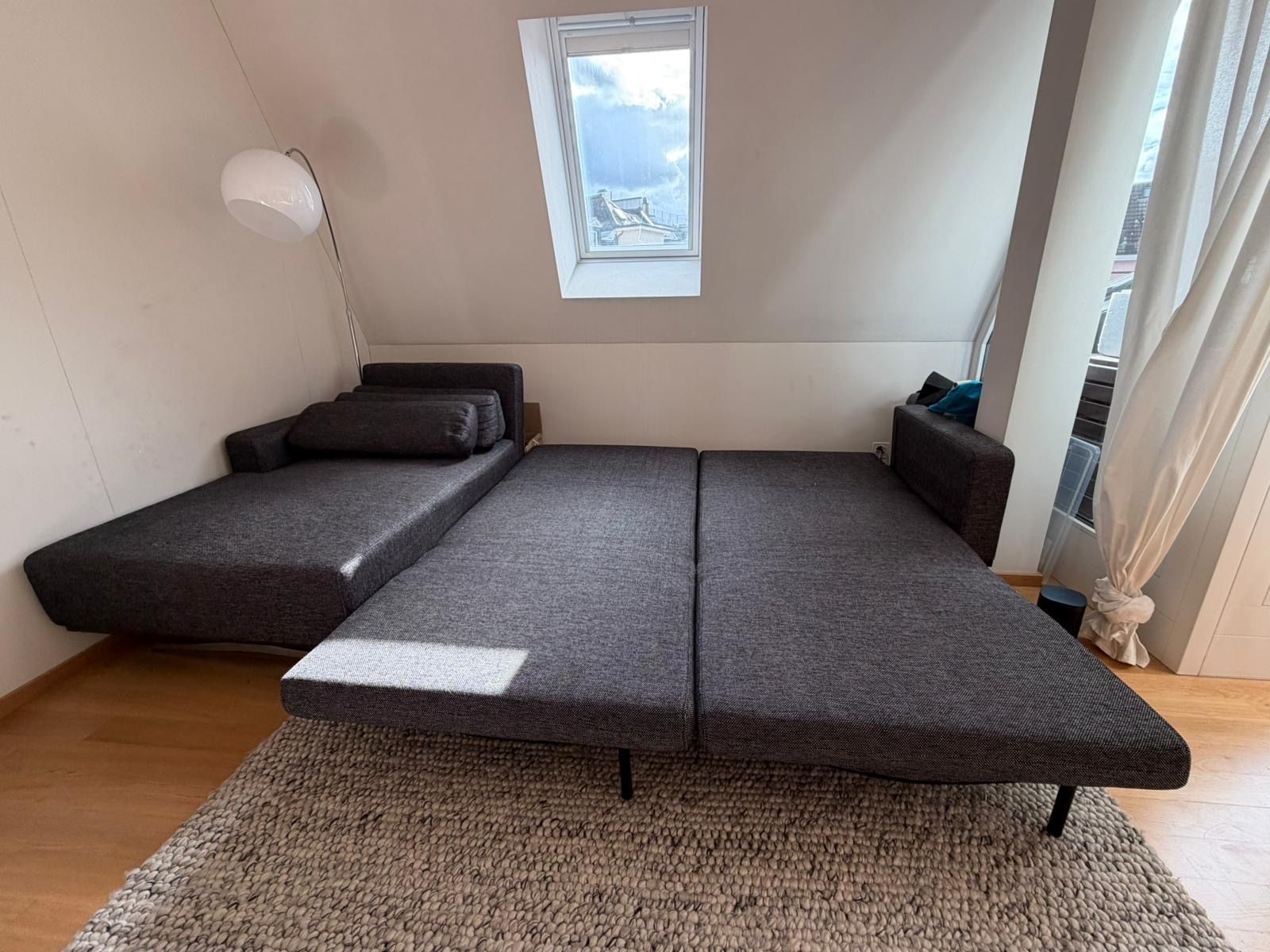 Sofas: Schlafsofa grau – D'occasion à Zürich par pia_xb6q 4