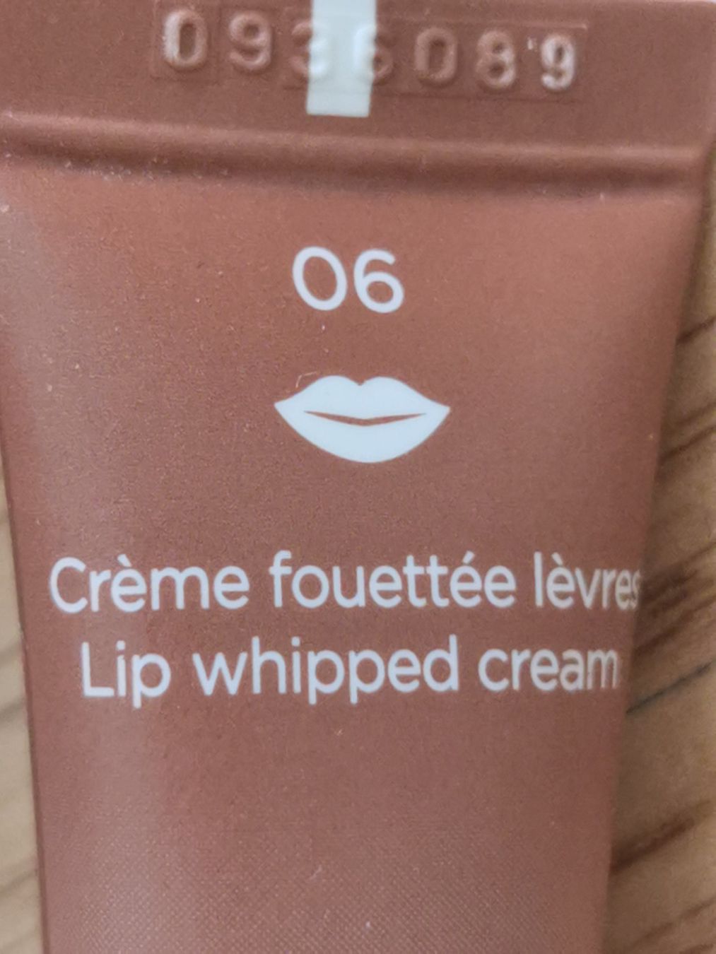 Make-up: 6 Hochwertige Foundation-Cremes – Usato da Schlieren venduto da vla_9m75 6
