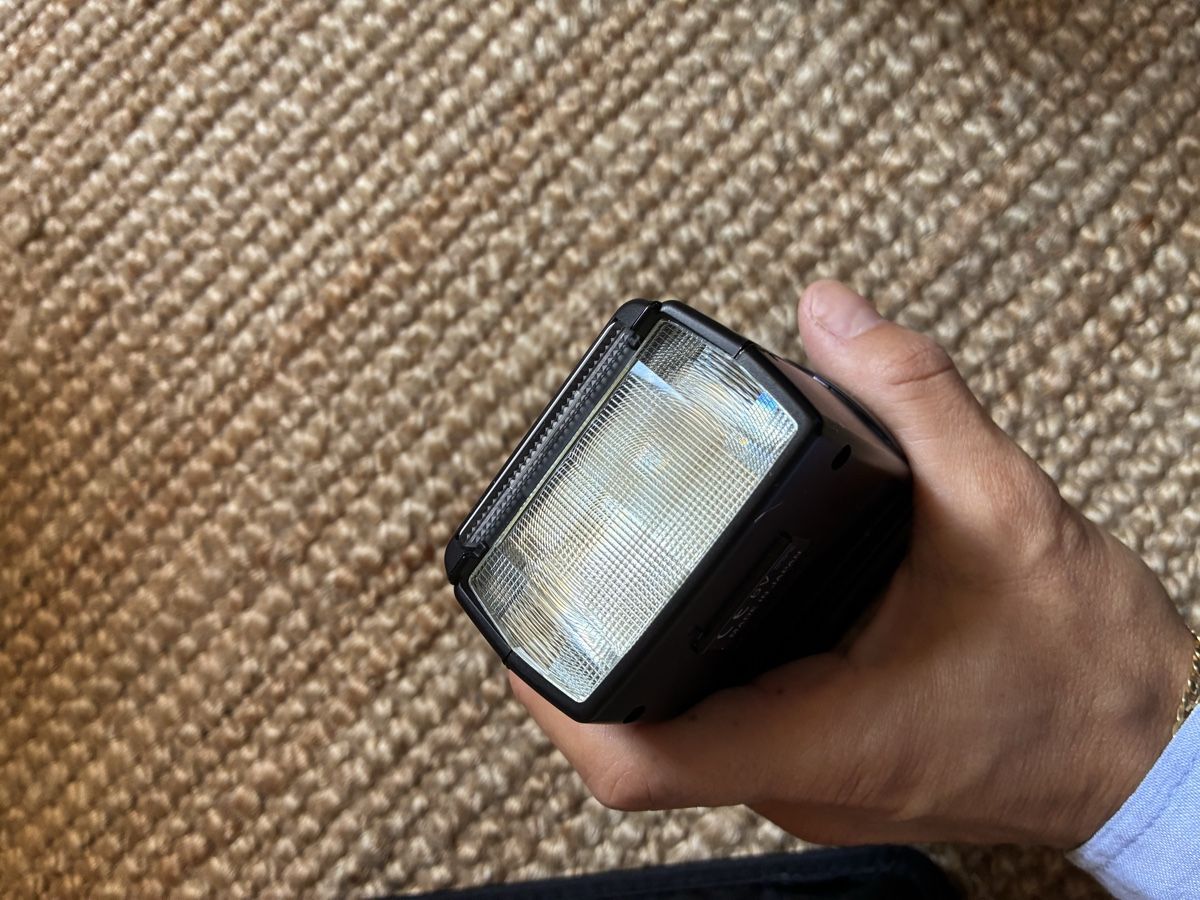 Nikon Flash: Nikon Speedlight SB-800 camera flash with case – Usato da Bern venduto da wisemagpie 6