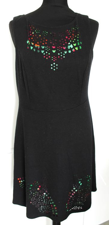 Robe Desigual Taille M/38 - Beige - Droite Genoux - Très Bon état