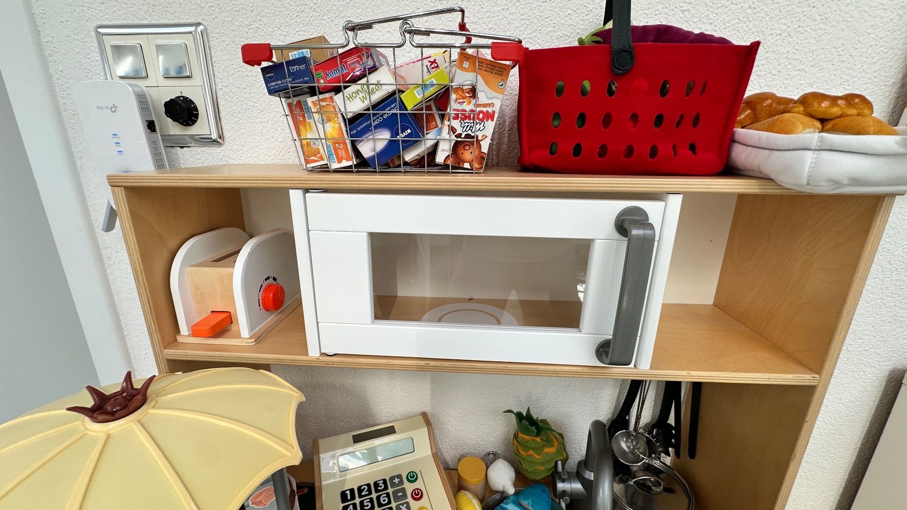 Ikea Giocattoli: Kinderspielküche aus Holz mit viel Zubehör – Nuovo (secondo la descrizione) da Siebnen venduto da tin_c6g5 3